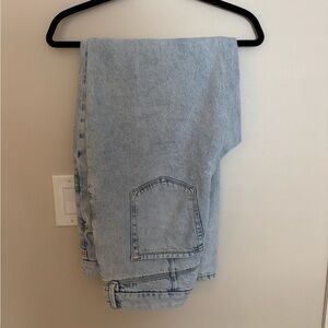 Good American Light Blue Jeans